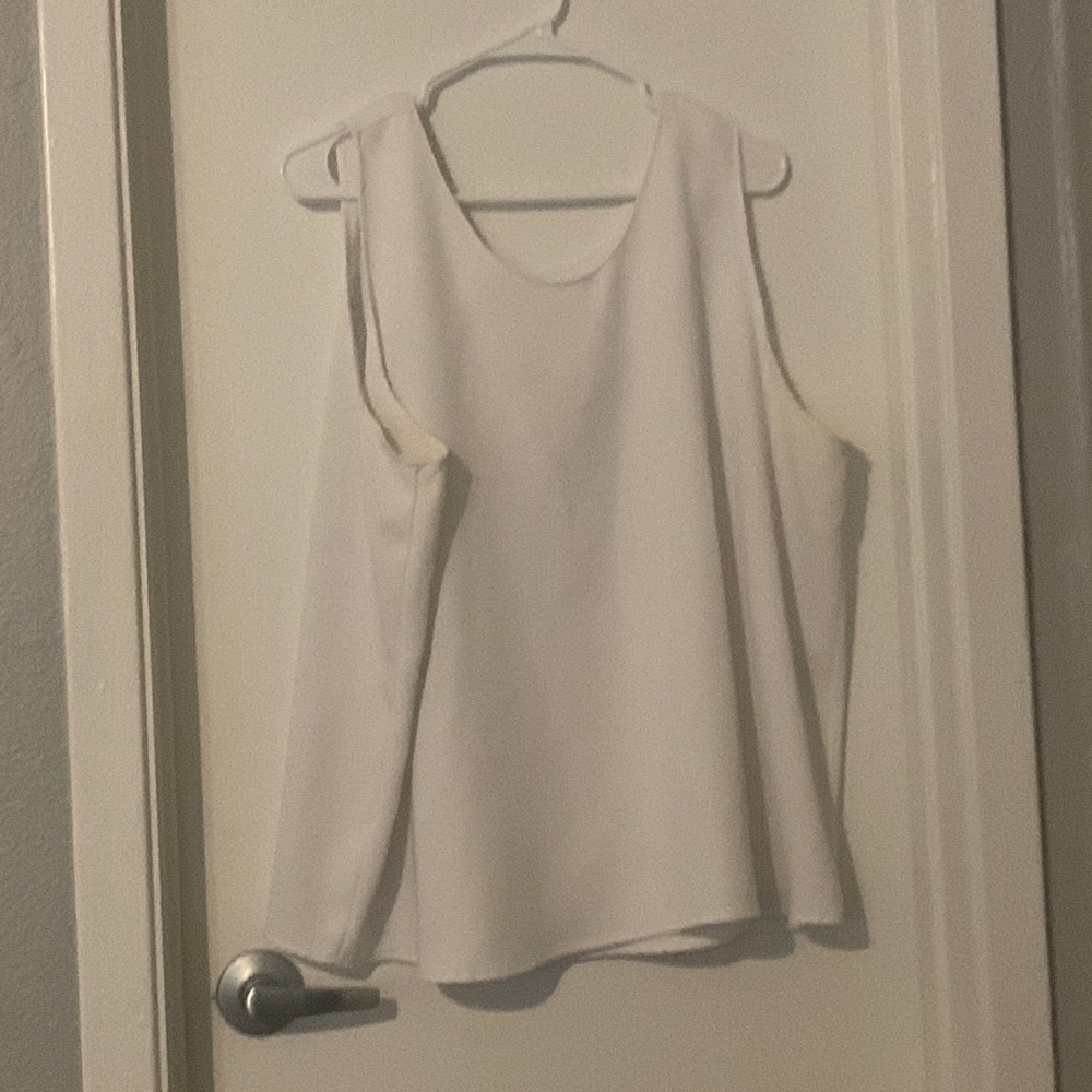 White plus Tank Top